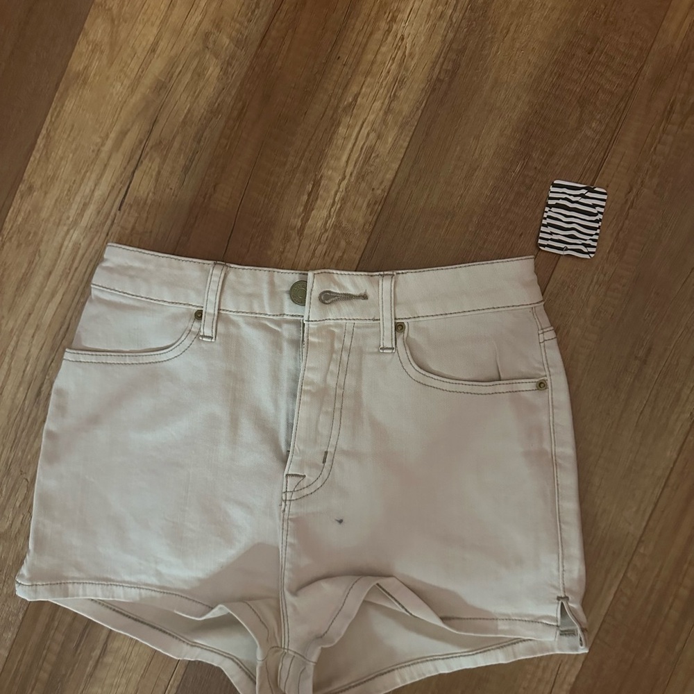 BDG white shorts NWT